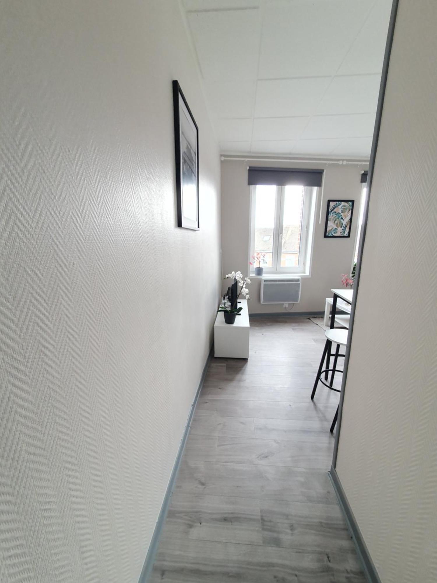 C5 Charmant Petit Deux Pieces Centre Ville Cambrai Dış mekan fotoğraf