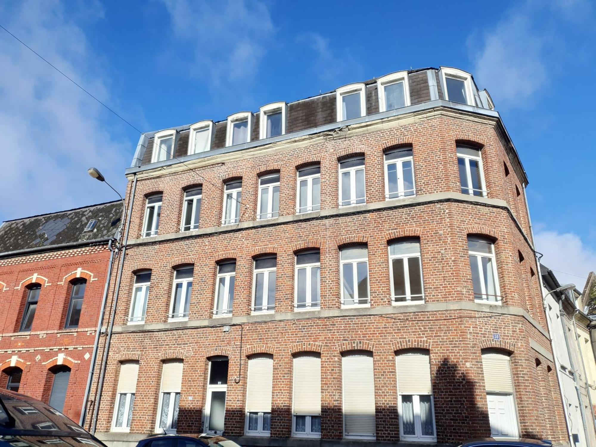C5 Charmant Petit Deux Pieces Centre Ville Cambrai Dış mekan fotoğraf